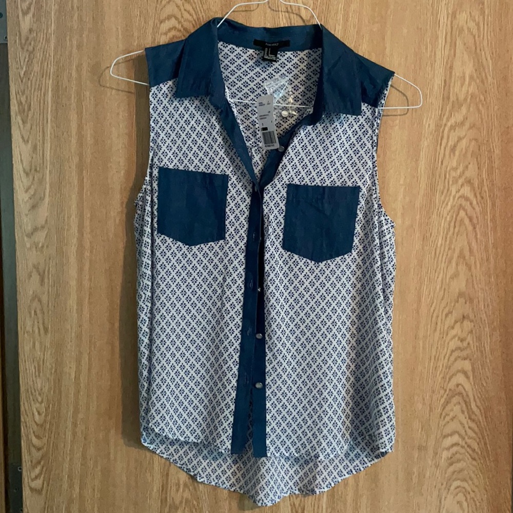 Forever 21 woven shirt denim/cream size S